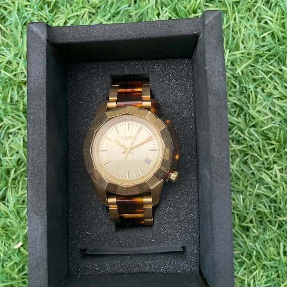 Nixon monarch watch new arrivals